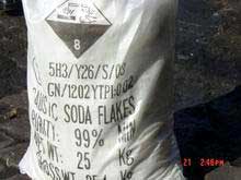 China sodium hydroxide flakes bag